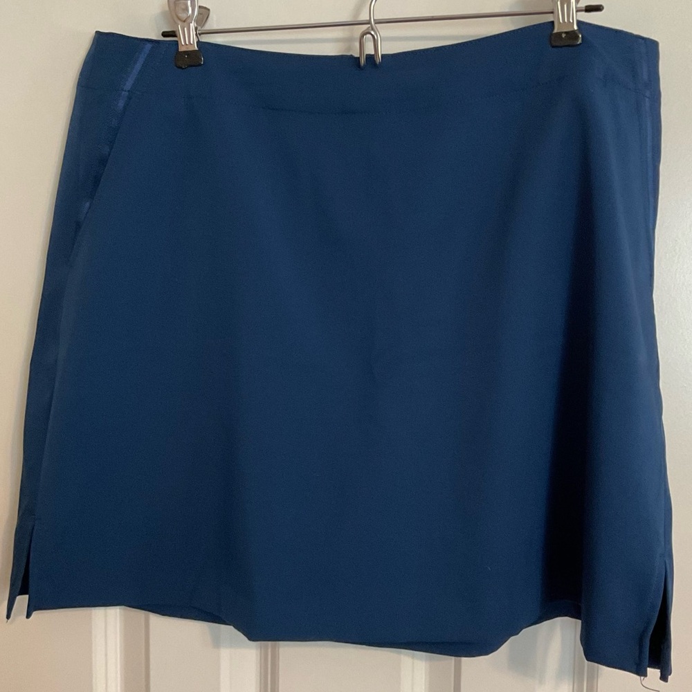 Elegant Blue Women's Golf Skort
